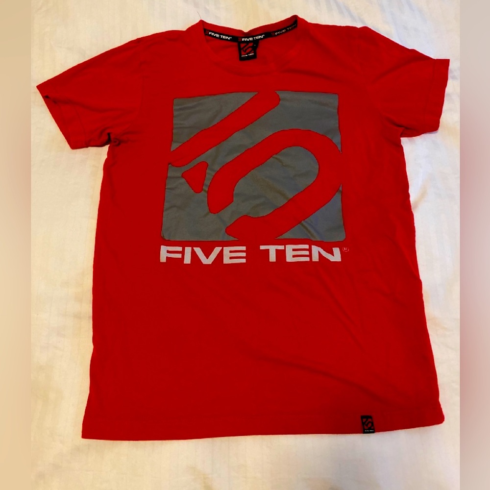 Size unisex medium